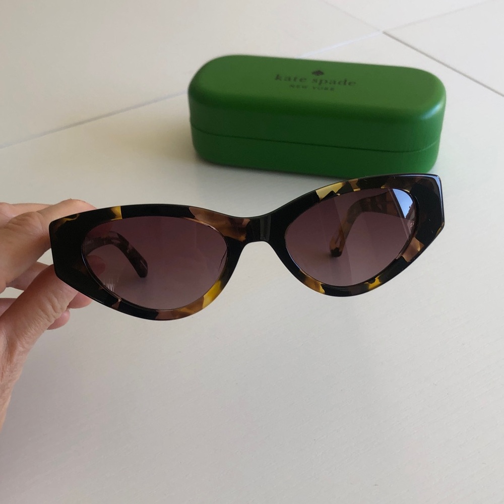 NEW KATE SPADE Bria Havana Tortoiseshell Cat Eye Sunglasses NWT Case included